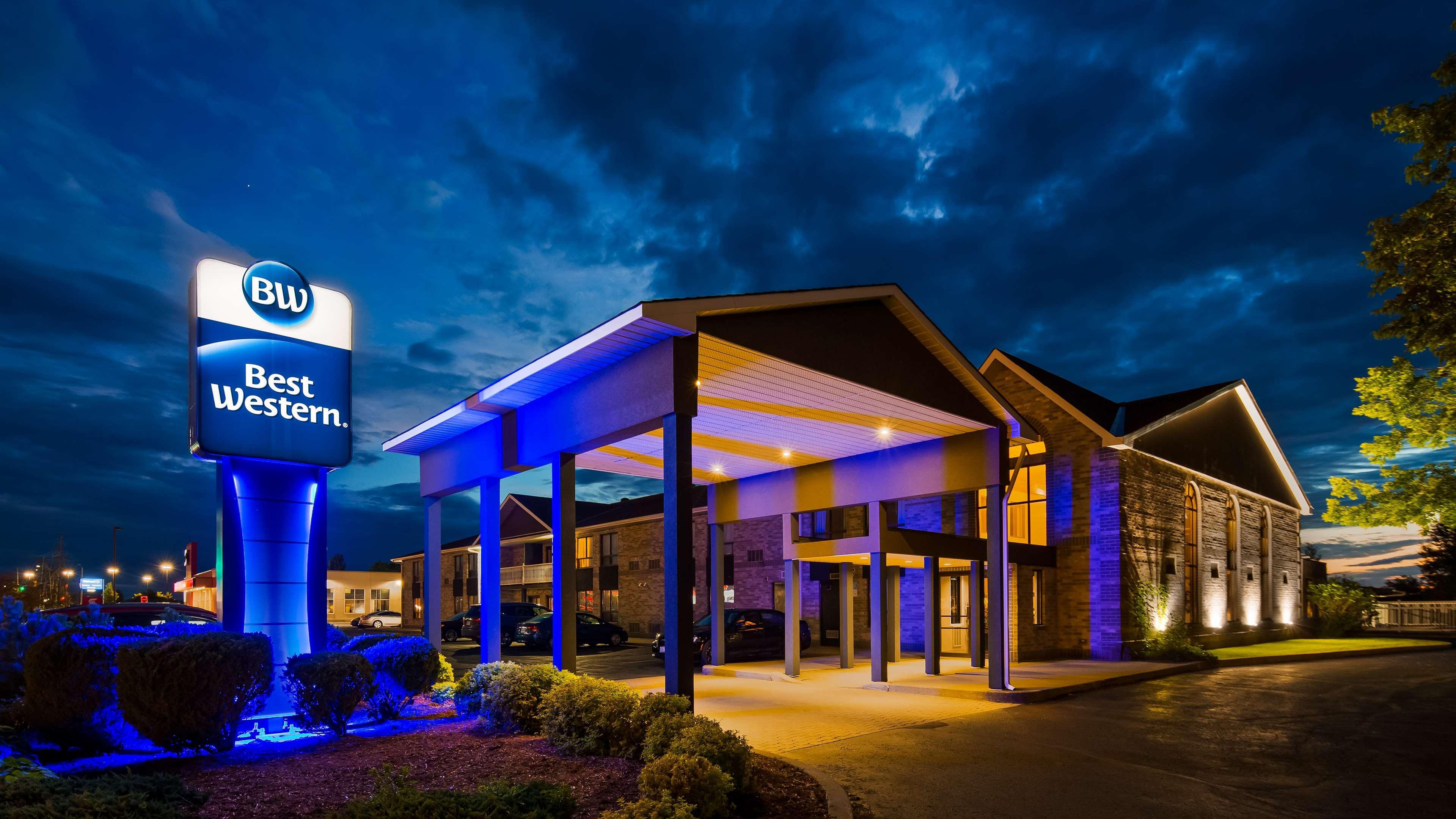 Best Western Smiths Falls Hotel Exterior foto