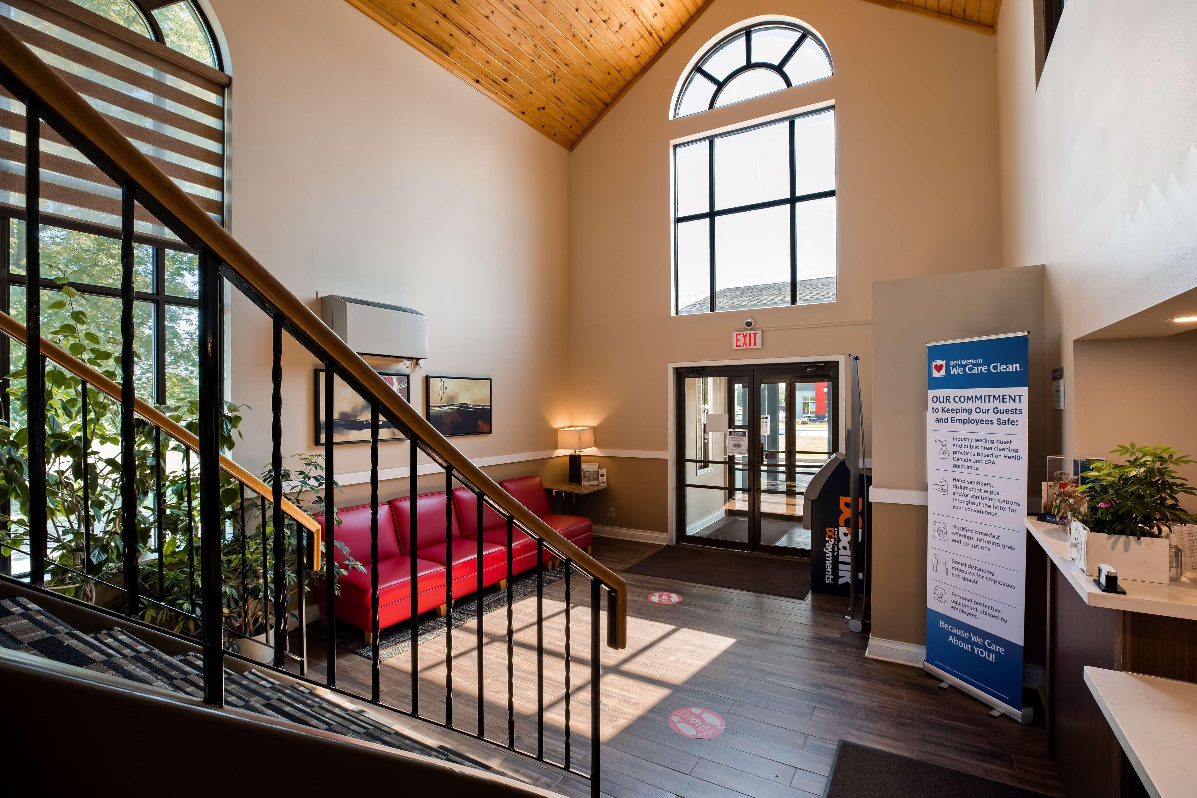 Best Western Smiths Falls Hotel Exterior foto